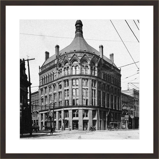 Old Photo of Toronto-Trade Building